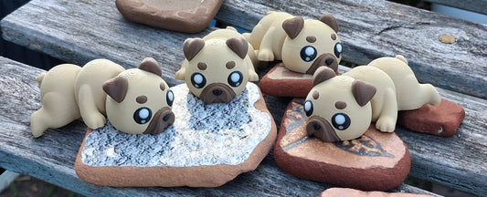 Kühlschrankmagnet  Flexi Mops - bewegliche Hundefigur als Fidget Toy mit Magnet