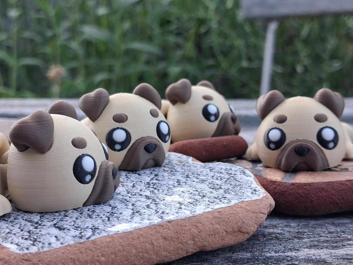 Kühlschrankmagnet  Flexi Mops - bewegliche Hundefigur als Fidget Toy mit Magnet
