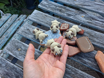 Kühlschrankmagnet  Flexi Mops - bewegliche Hundefigur als Fidget Toy mit Magnet