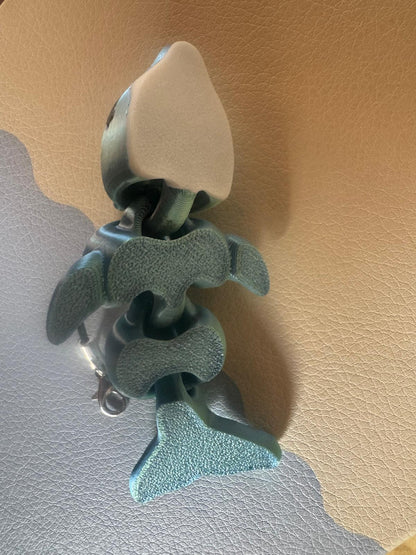 Beweglicher Delfin-Schlüsselanhänger aus dem 3D-Druck | Flexi-Delfin | Süßer Anhänger für Schlüssel, Tasche & Rucksack