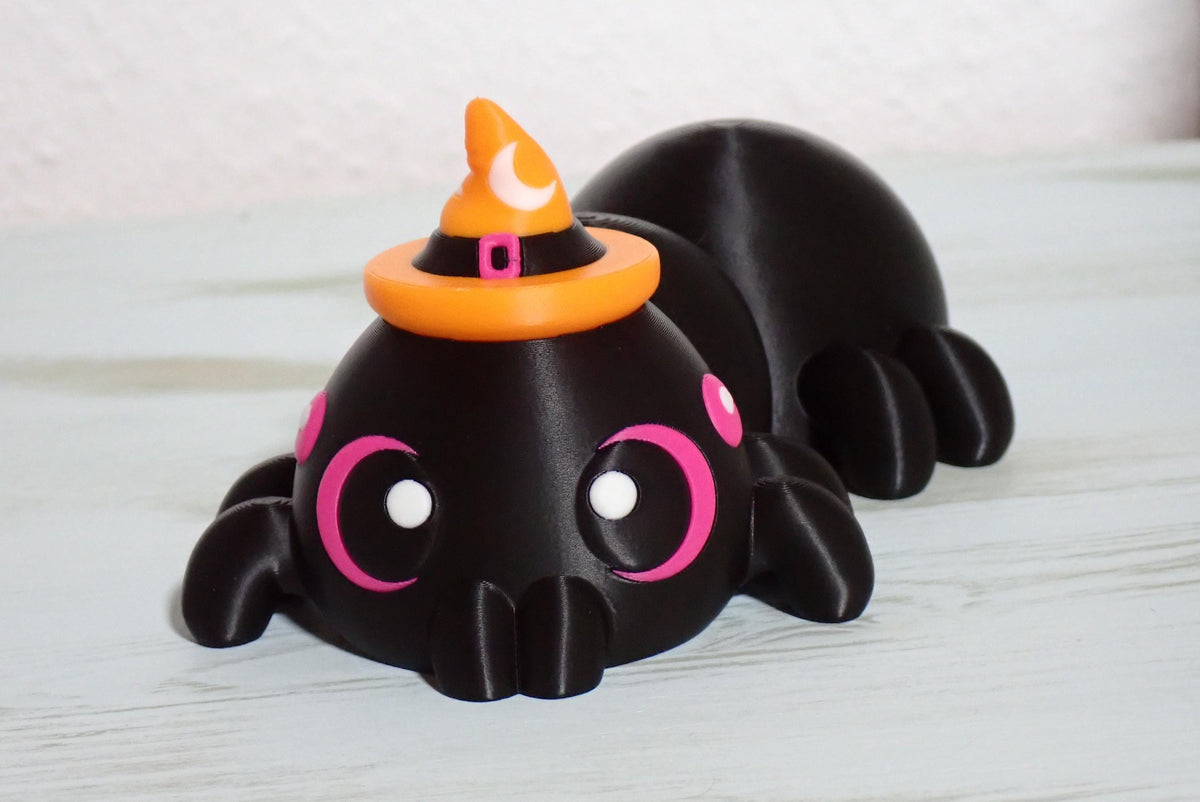 Süße XL Flexi Spinne mit Hexenhut, 3D Druck Halloween Deko, Bewegliches Fidget Toy, Gruselige Tischdeko, Halloween Geschenk